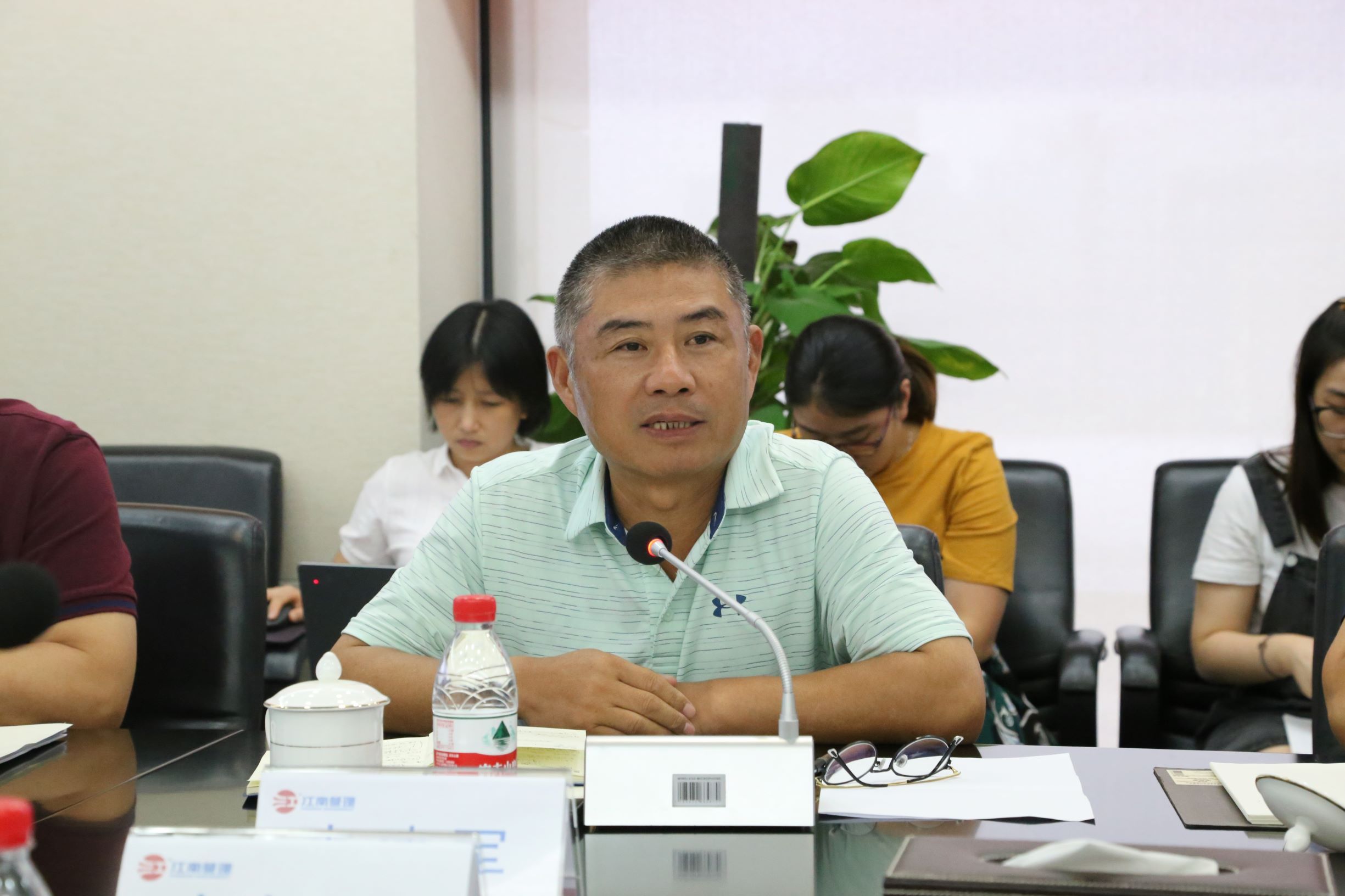 1576041201130962.jpg 李總.JPG