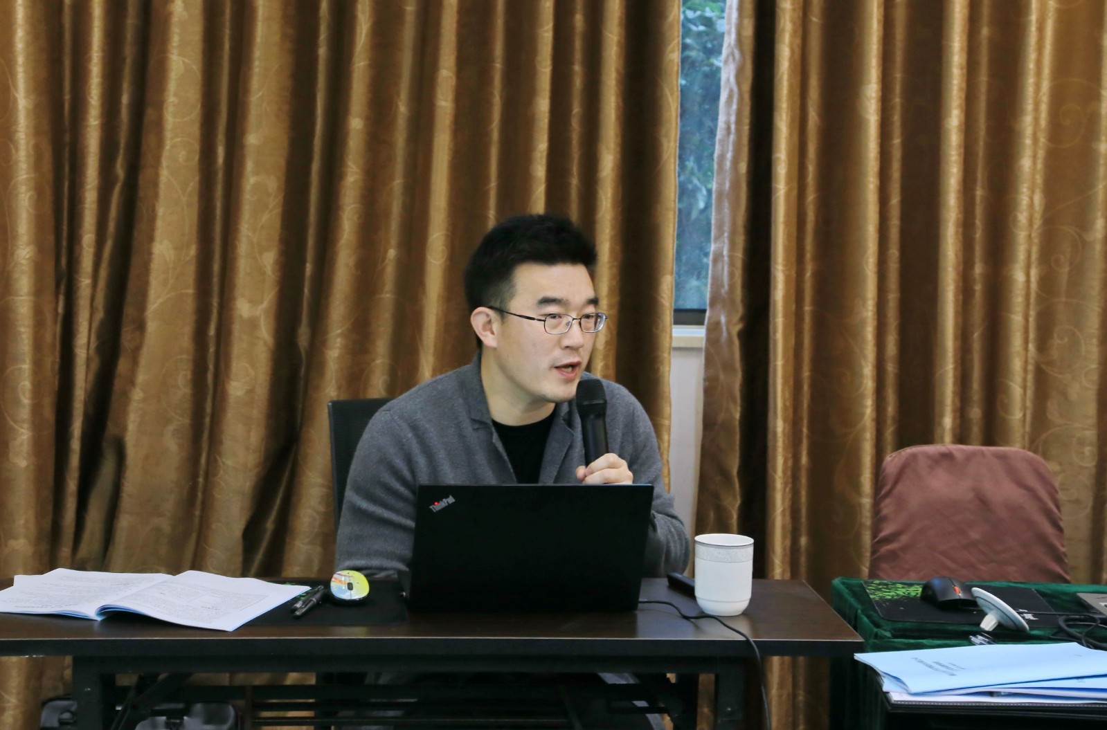 1604365829221181.jpg 賈福輝.JPG