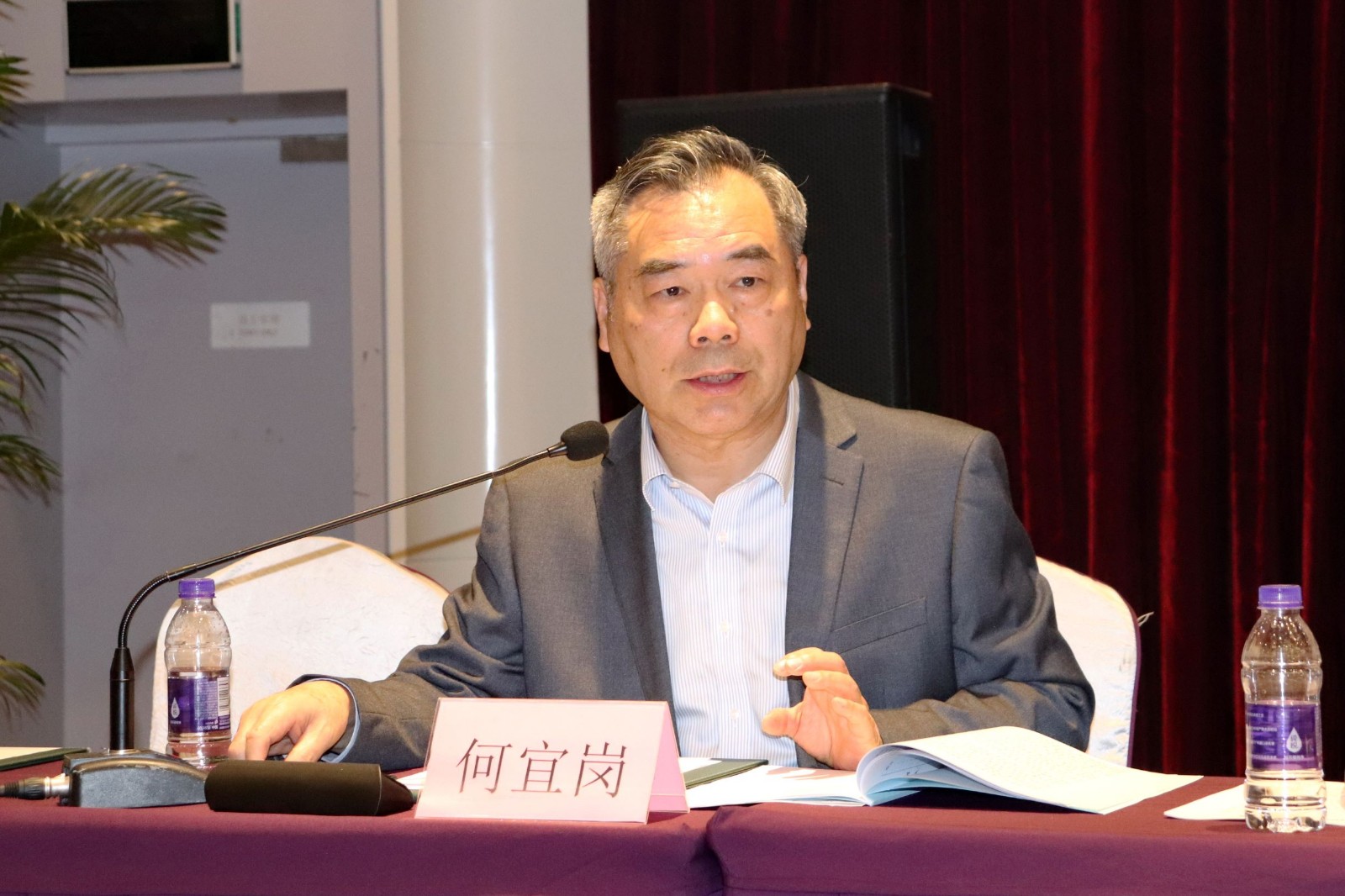 1607922491829191.jpg 何總.JPG