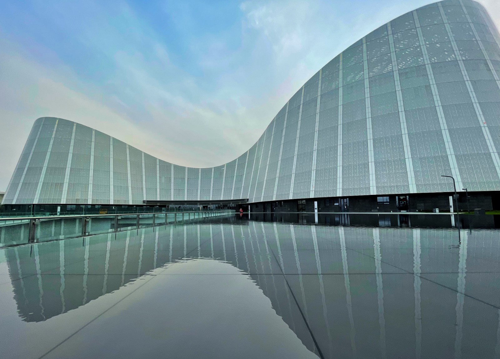 1620551866287899.jpg 南通大劇院外立面.jpg