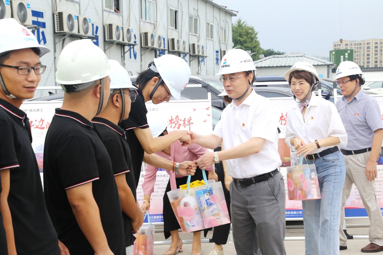 1633924813831888.jpg 1633924813831888.jpg