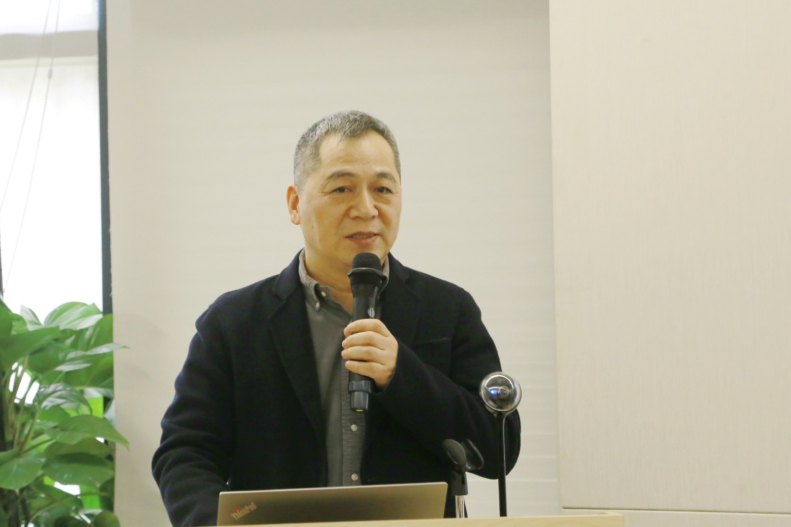 1646898086745600.jpg 1646898086745600.jpg