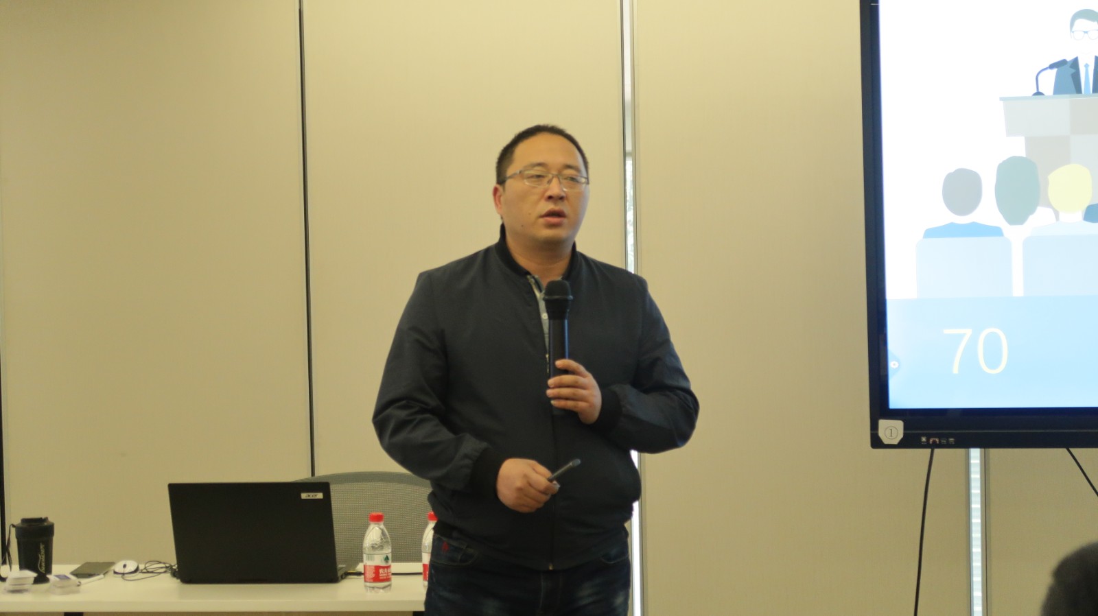 1680509485504568.jpg 葛磊.JPG