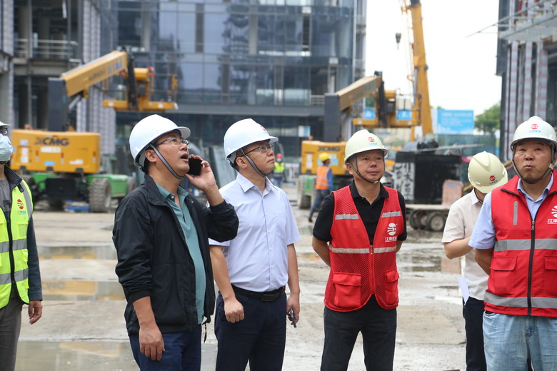 1686273972191443.jpg 領(lǐng)導(dǎo)檢查_調(diào)整大小.jpg