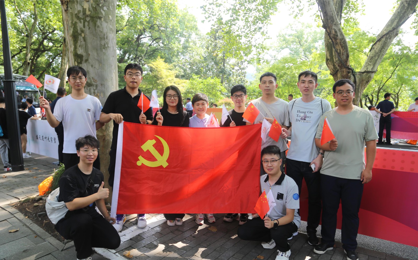 1708562091920495.jpg 1708562091920495.jpg