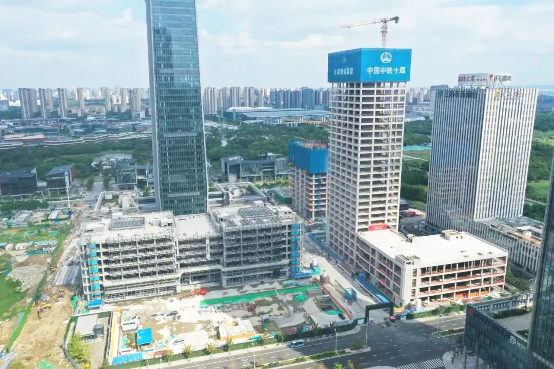 1728548798745984.jpg 1728548798745984.jpg